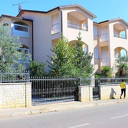 Apartmán House Laura 200M From The Beach And The Center Poreč Exteriér fotografie